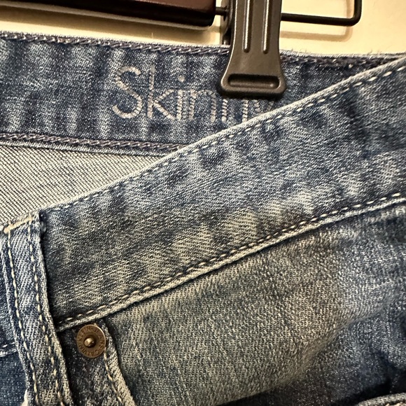 Calvin Klein Jeans Skinny Medium Wash Mid Rise 5 Pocket Jeans, Size 29/8 - Picture 5 of 7